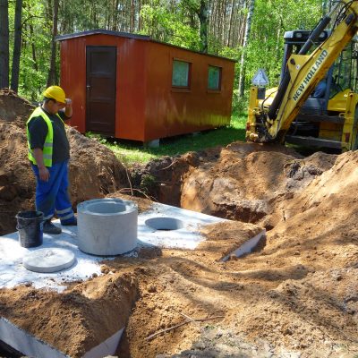 montaż szamba betonowego (4)